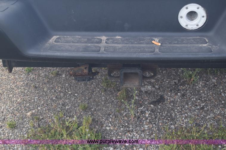 image for item L3793 2007 Chevrolet Express 2500 Cargo van