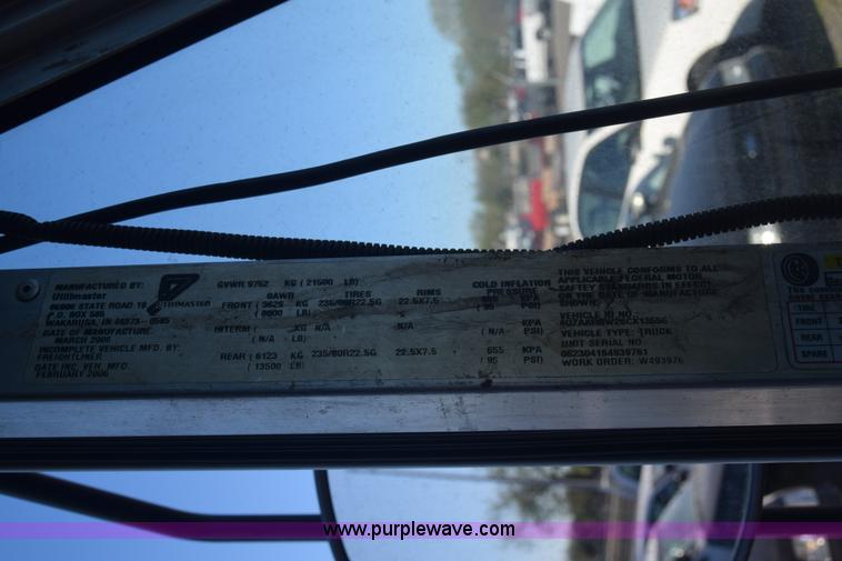 image for item L3802 2006 Freightliner MT55 Utilimaster delivery truck