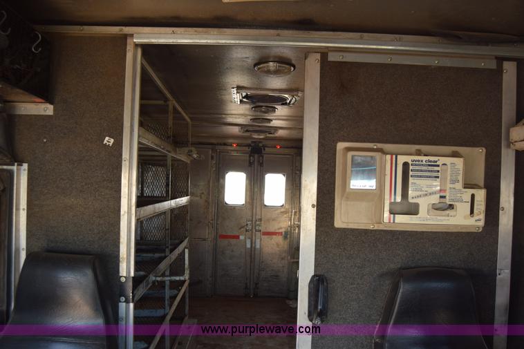 image for item L3802 2006 Freightliner MT55 Utilimaster delivery truck