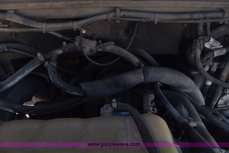 image for item L3802 2006 Freightliner MT55 Utilimaster delivery truck