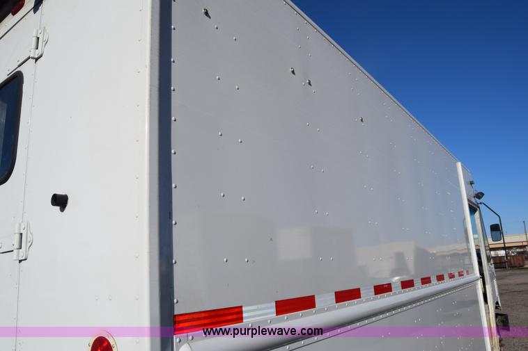 image for item L3802 2006 Freightliner MT55 Utilimaster delivery truck
