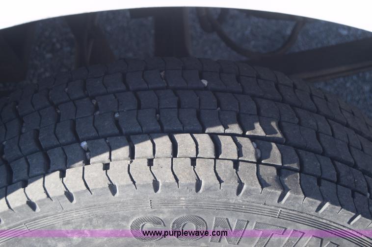 image for item L3802 2006 Freightliner MT55 Utilimaster delivery truck