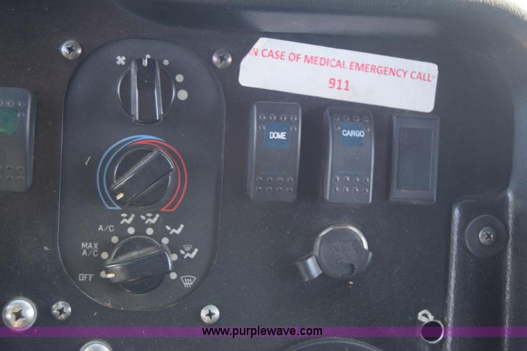 image for item L3803 2006 Freightliner MT55 Utilimaster delivery truck
