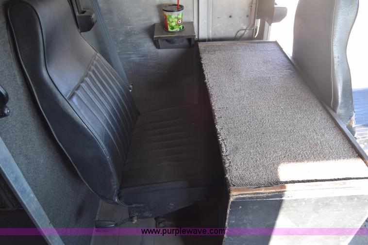 image for item L3803 2006 Freightliner MT55 Utilimaster delivery truck