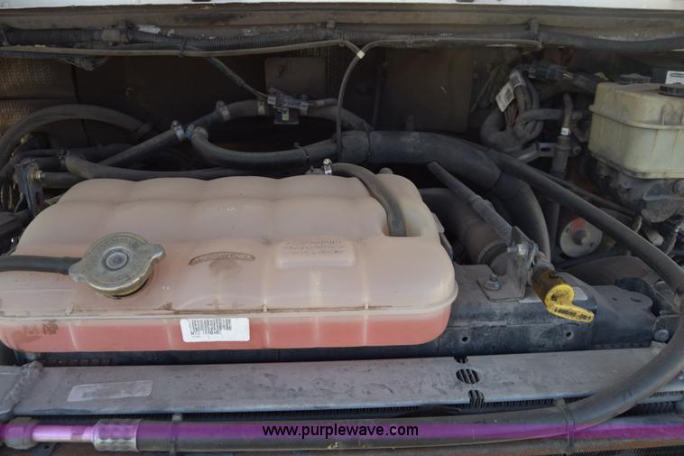 image for item L3803 2006 Freightliner MT55 Utilimaster delivery truck