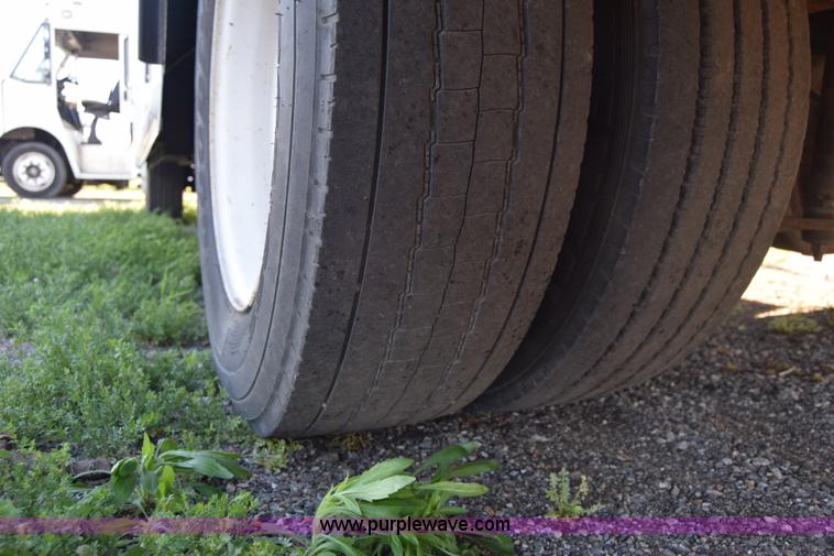 image for item L3803 2006 Freightliner MT55 Utilimaster delivery truck