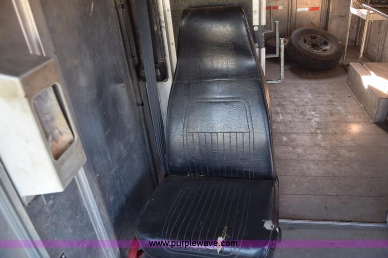 image for item L3804 2006 Freightliner MT55 Utilimaster delivery truck