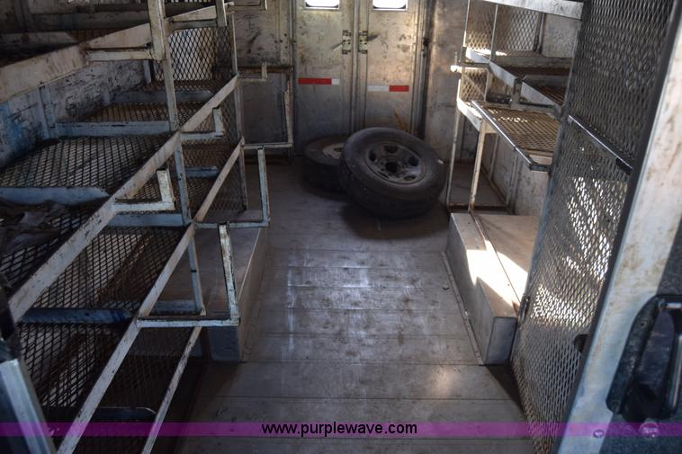 image for item L3804 2006 Freightliner MT55 Utilimaster delivery truck