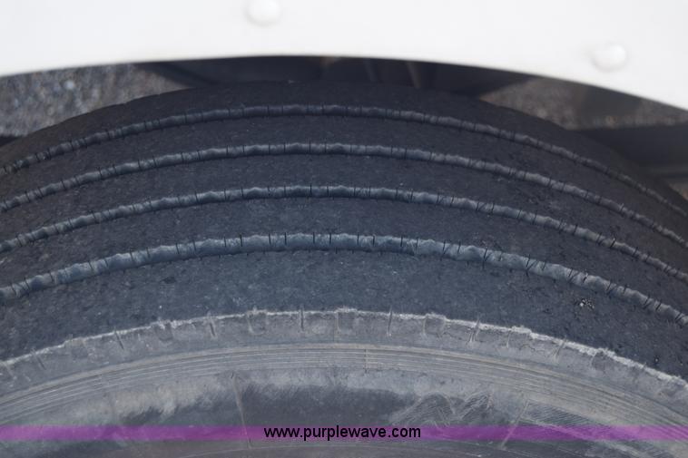 image for item L3804 2006 Freightliner MT55 Utilimaster delivery truck