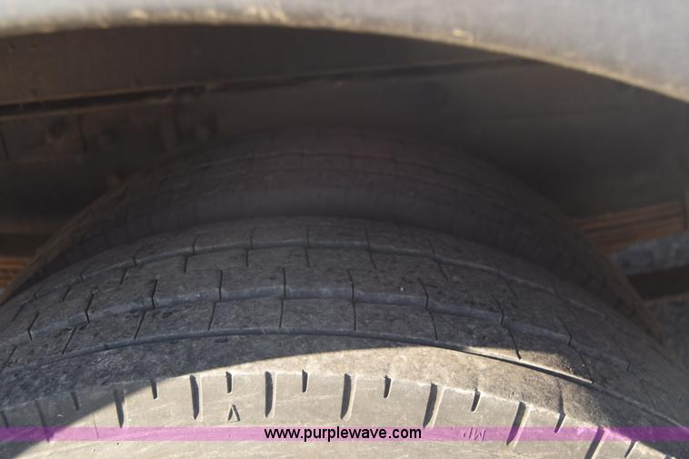 image for item L3804 2006 Freightliner MT55 Utilimaster delivery truck