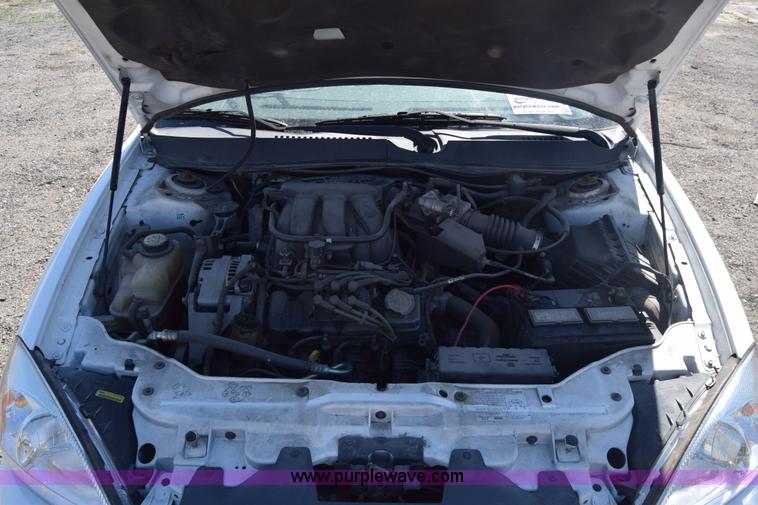 image for item L3809 2006 Ford Taurus SE