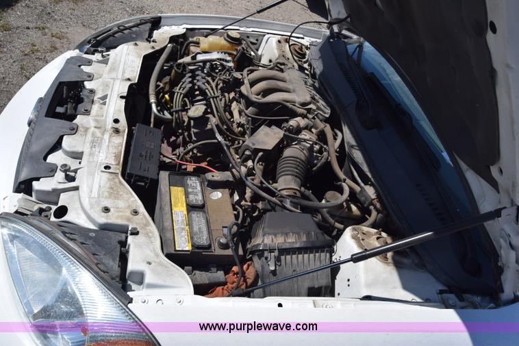 image for item L3813 2007 Ford Taurus SE