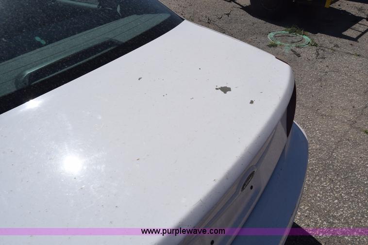 image for item L3813 2007 Ford Taurus SE