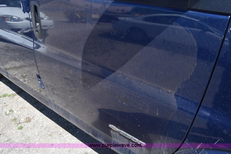 image for item L3814 2003 Chevrolet Express 2500 Cargo van