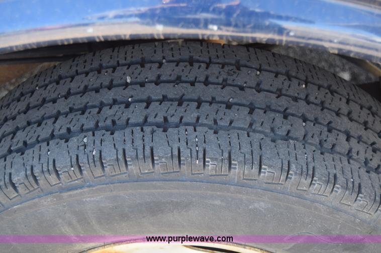 image for item L3814 2003 Chevrolet Express 2500 Cargo van