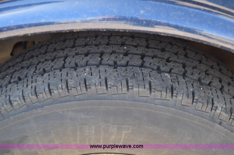 image for item L3814 2003 Chevrolet Express 2500 Cargo van