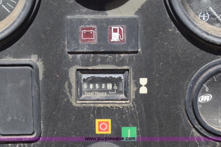 image for item L3816 2006 Ingersoll Rand 185 Platinum Series air compressor