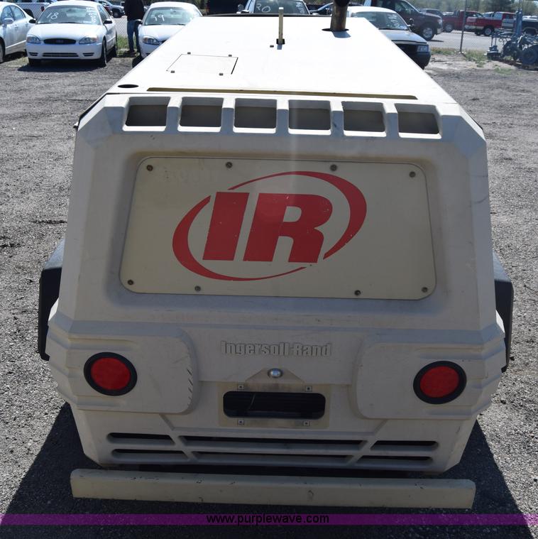 image for item L3817 Ingersoll Rand XP185 air compressor