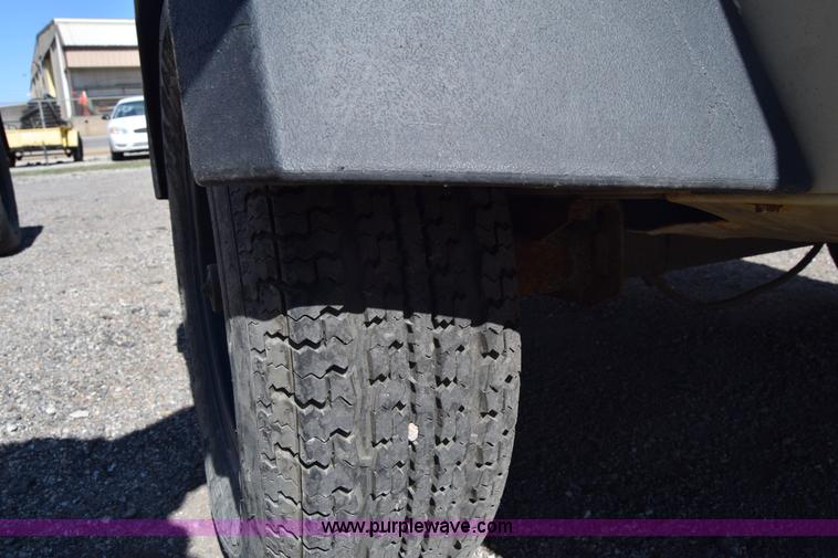 image for item L3817 Ingersoll Rand XP185 air compressor