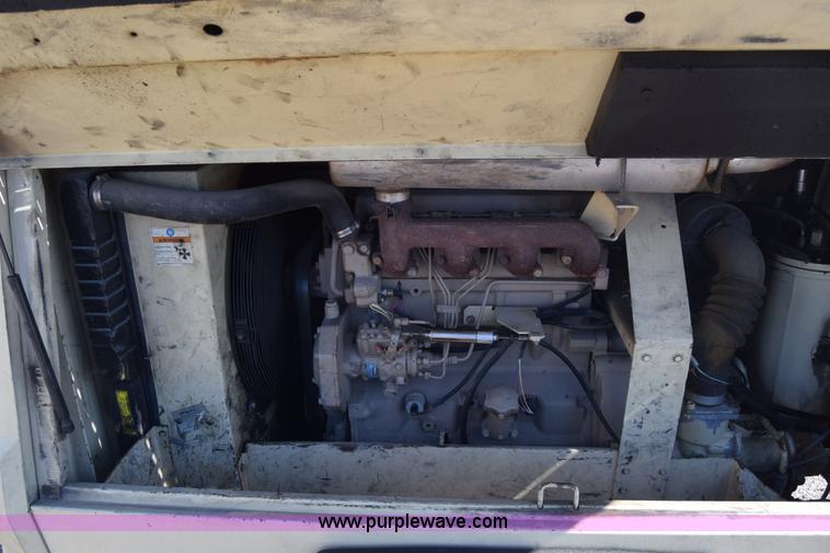 image for item L3818 2005 Ingersoll Rand XP185 air compressor