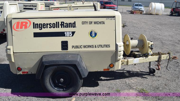 image for item L3819 2006 Ingersoll Rand 185 air compressor