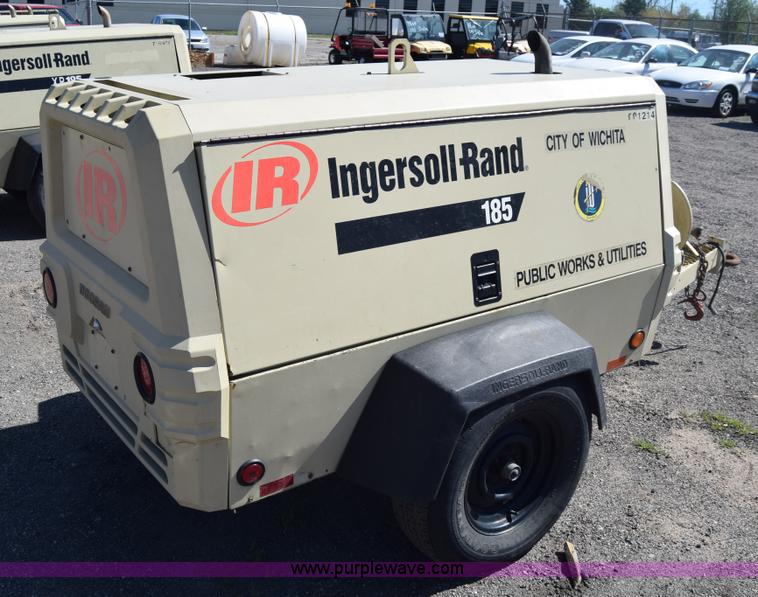image for item L3819 2006 Ingersoll Rand 185 air compressor