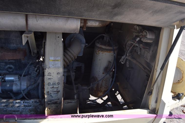 image for item L3819 2006 Ingersoll Rand 185 air compressor