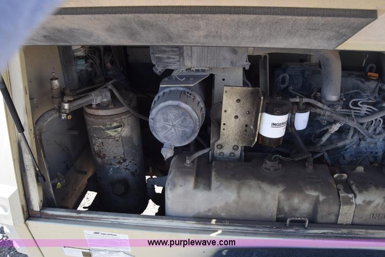 image for item L3819 2006 Ingersoll Rand 185 air compressor