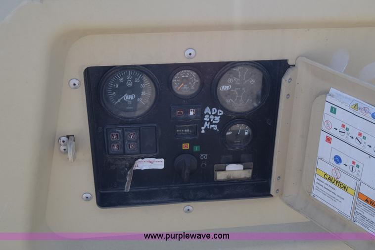image for item L3820 2006 Ingersoll Rand 185 Platinum Series air compressor