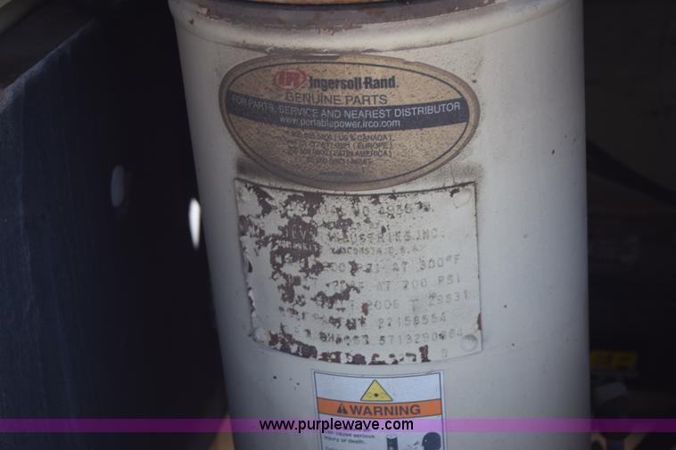 image for item L3820 2006 Ingersoll Rand 185 Platinum Series air compressor