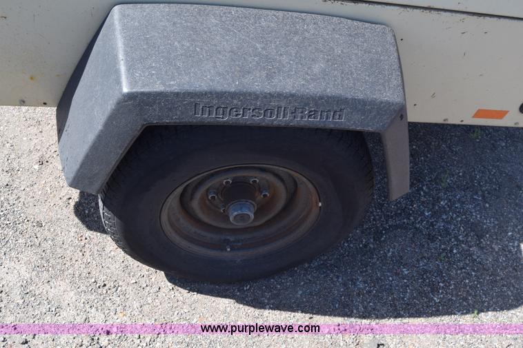 image for item L3820 2006 Ingersoll Rand 185 Platinum Series air compressor