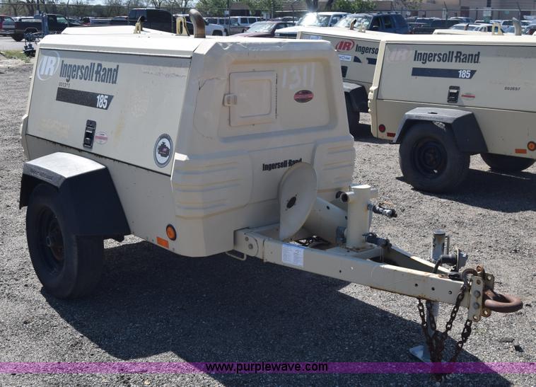image for item L3822 2006 Ingersoll Rand 185 air compressor