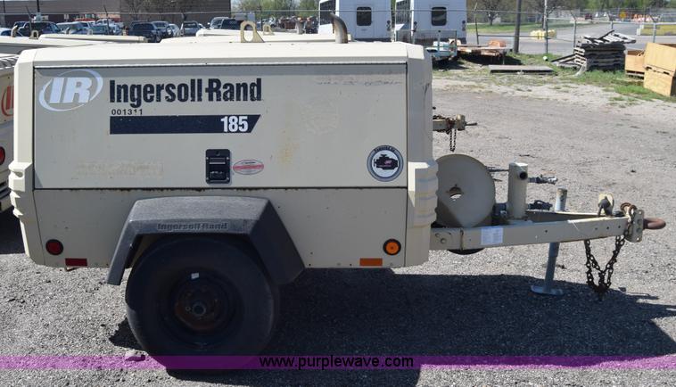 image for item L3822 2006 Ingersoll Rand 185 air compressor