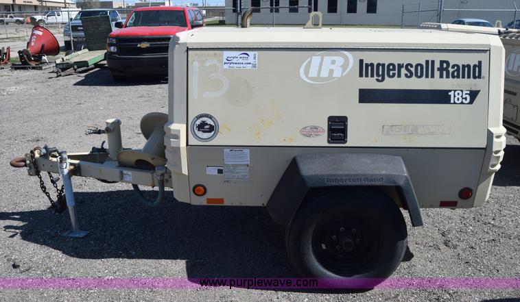 image for item L3822 2006 Ingersoll Rand 185 air compressor