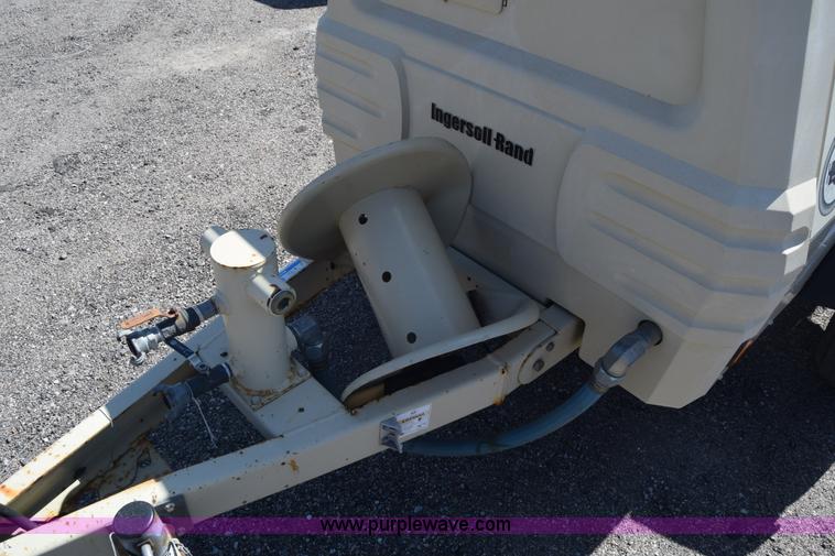 image for item L3822 2006 Ingersoll Rand 185 air compressor