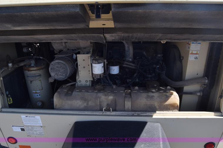 image for item L3822 2006 Ingersoll Rand 185 air compressor