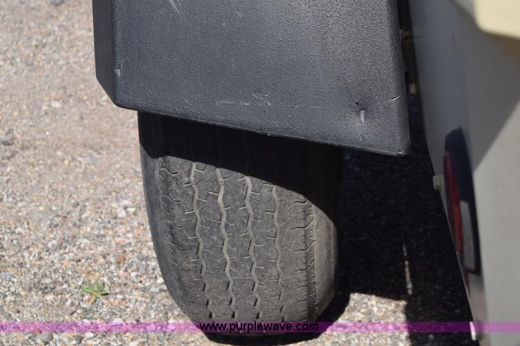 image for item L3822 2006 Ingersoll Rand 185 air compressor