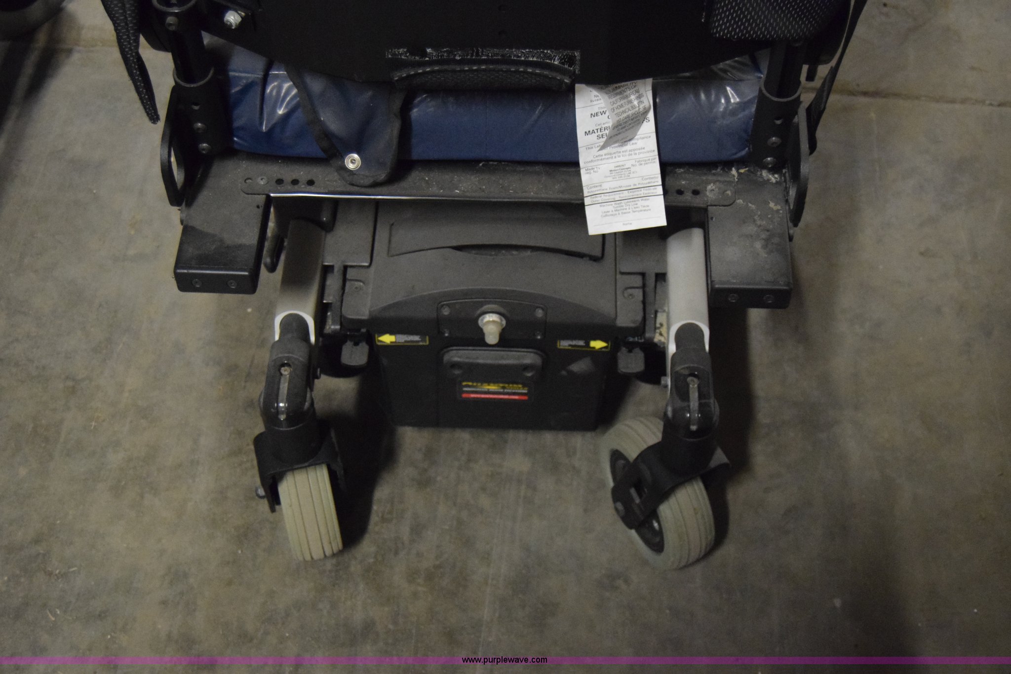 (2) wheelchairs in Wichita, KS Item AR9682 sold Purple Wave