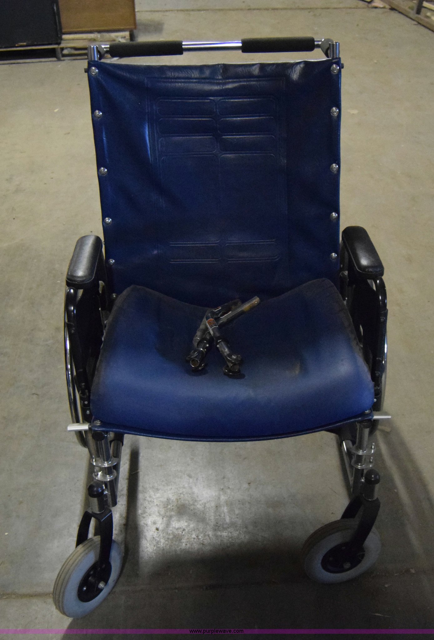 (2) wheelchairs in Wichita, KS Item AR9682 sold Purple Wave