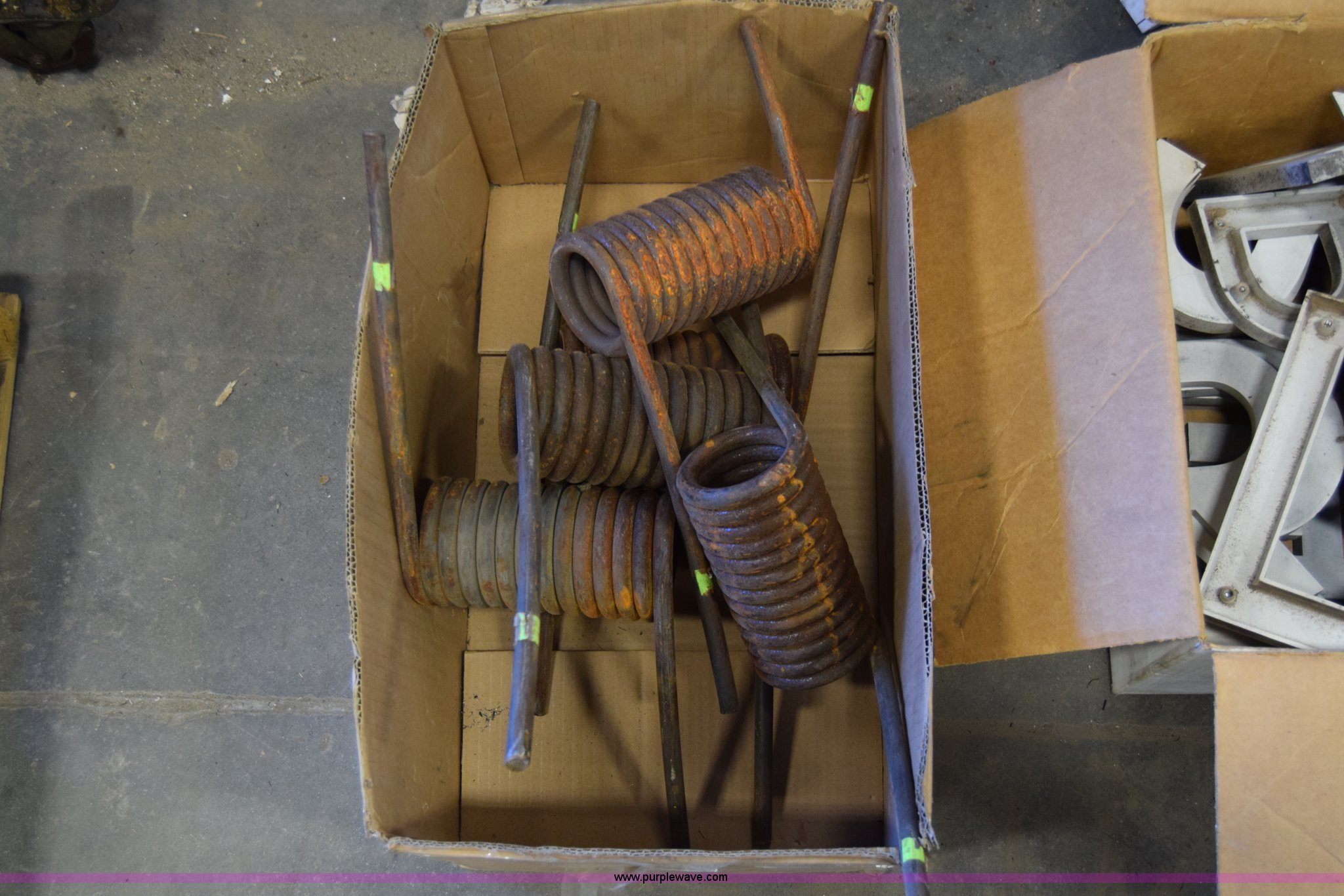 (5) trailer ramp springs in Wichita, KS Item BP9535 sold Purple Wave