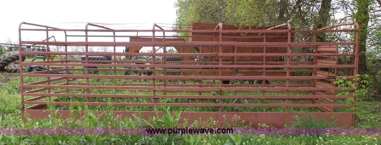 image for item AM9594 Stock trailer rack