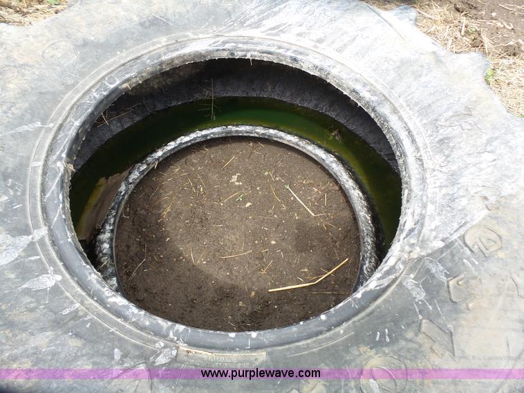 image for item AM9602 Firestone 420/70R24 tire