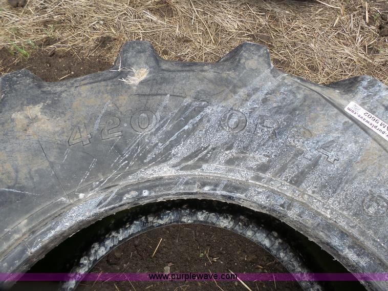 image for item AM9602 Firestone 420/70R24 tire