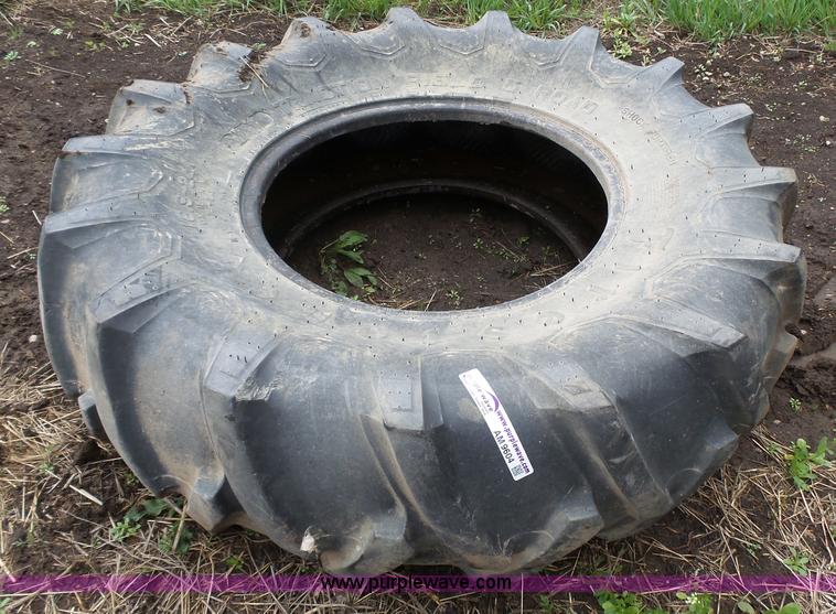 image for item AM9604 Firestone 16.9-24 tire