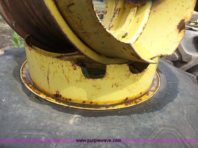 image for item AM9605 Firestone 16.9-26 tire