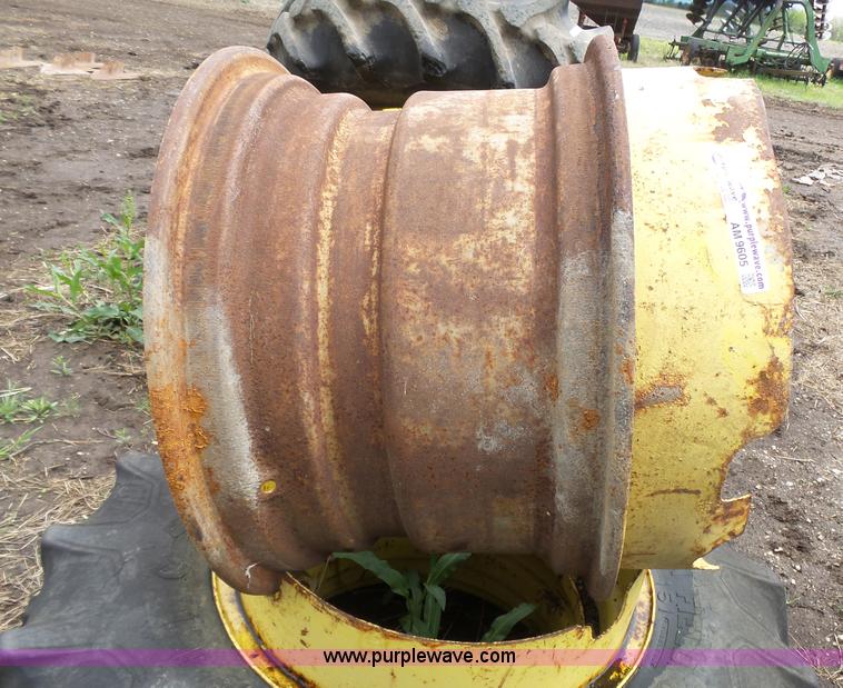 image for item AM9605 Firestone 16.9-26 tire