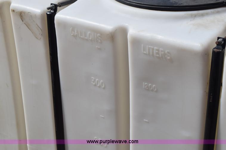 image for item AW9795 (2) Demco side quest tanks