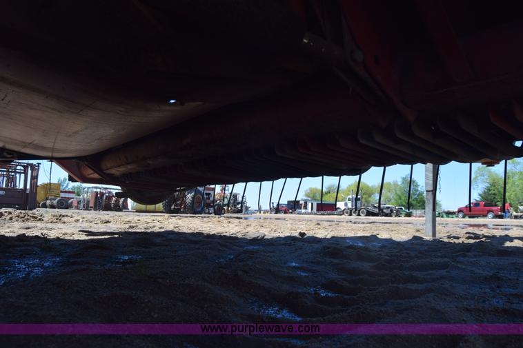 image for item AW9813 Hesston 4900 square baler