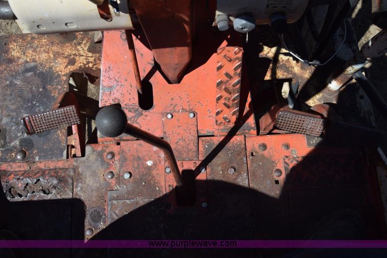 image for item AW9815 Case 930 tractor