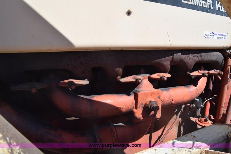 image for item AW9815 Case 930 tractor